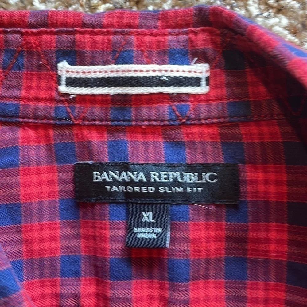 Banana Republic Mens XL Red and Blue Plaid Western Long Sleeve Button Down Shirt